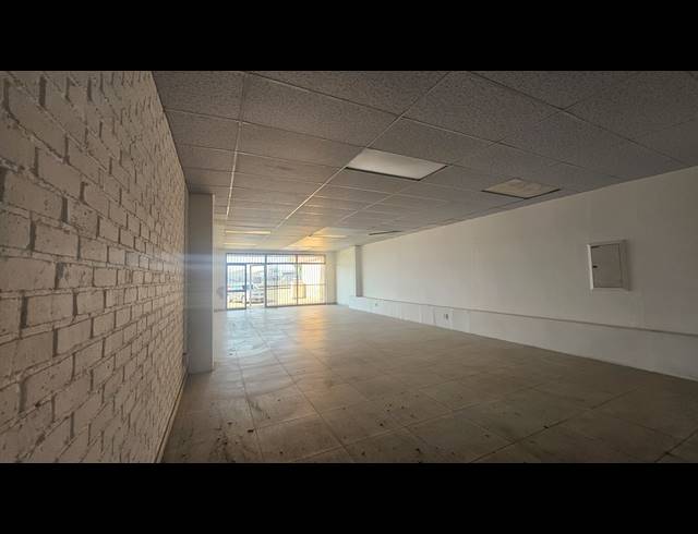 88M² RETAIL TO LET IN ROSSLYN
